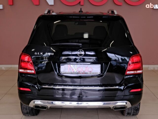 Черный Мерседес ЦЛК-Класс, объемом двигателя 2.1 л и пробегом 192 тыс. км за 16900 $, фото 5 на Automoto.ua