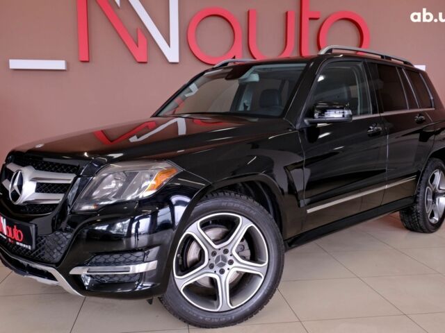 Черный Мерседес ЦЛК-Класс, объемом двигателя 2.1 л и пробегом 192 тыс. км за 16900 $, фото 1 на Automoto.ua