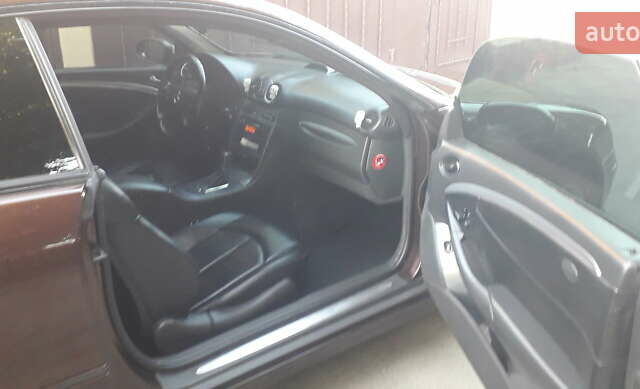 Коричневый Мерседес ЦЛК-Класс, объемом двигателя 1.8 л и пробегом 180 тыс. км за 7500 $, фото 4 на Automoto.ua