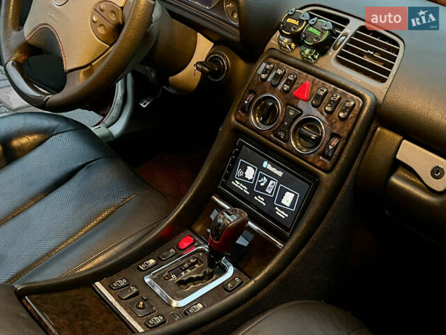 Червоний Мерседес ЦЛК-Клас, об'ємом двигуна 3.2 л та пробігом 216 тис. км за 5500 $, фото 18 на Automoto.ua