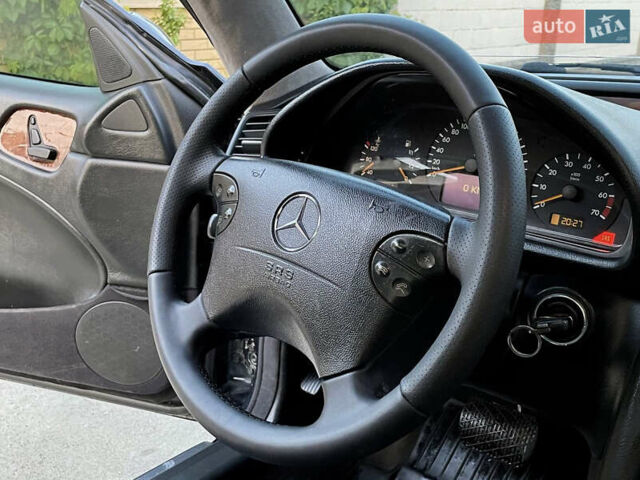 Мерседес ЦЛК-Клас, об'ємом двигуна 2.3 л та пробігом 295 тис. км за 5450 $, фото 77 на Automoto.ua