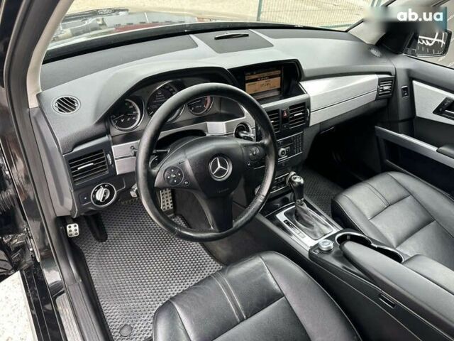 Мерседес ЦЛК-Класс, объемом двигателя 2.1 л и пробегом 310 тыс. км за 12999 $, фото 6 на Automoto.ua