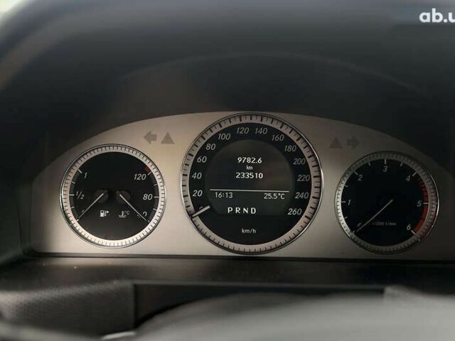 Мерседес ЦЛК-Клас, об'ємом двигуна 2.1 л та пробігом 333 тис. км за 14500 $, фото 25 на Automoto.ua