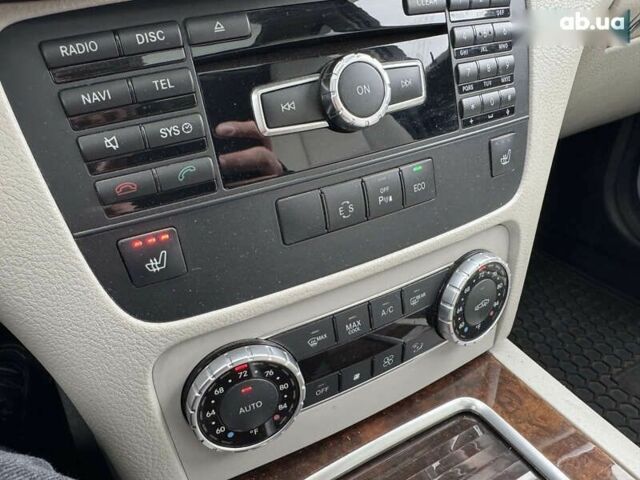 Мерседес ЦЛК-Класс, объемом двигателя 3.5 л и пробегом 251 тыс. км за 13990 $, фото 27 на Automoto.ua