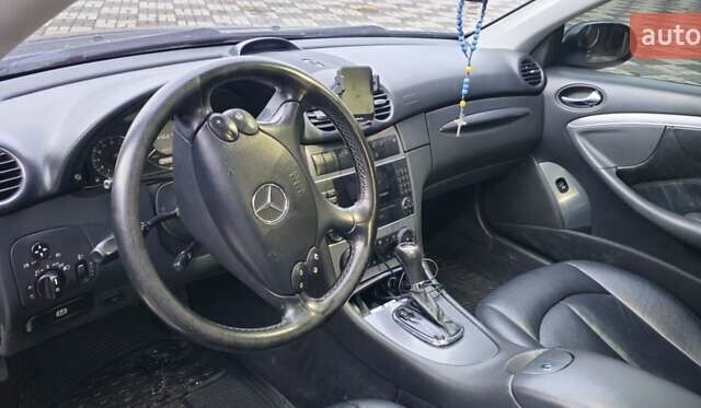 Сірий Мерседес ЦЛК-Клас, об'ємом двигуна 2 л та пробігом 247 тис. км за 7999 $, фото 16 на Automoto.ua