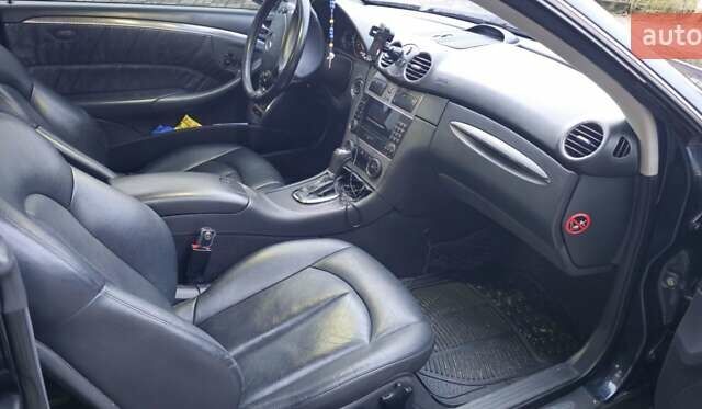 Сірий Мерседес ЦЛК-Клас, об'ємом двигуна 2 л та пробігом 247 тис. км за 7999 $, фото 8 на Automoto.ua