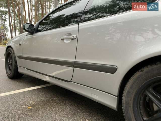 Серый Мерседес ЦЛК-Класс, объемом двигателя 2 л и пробегом 350 тыс. км за 3200 $, фото 17 на Automoto.ua