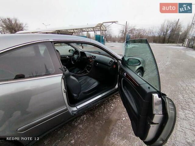 Сірий Мерседес ЦЛК-Клас, об'ємом двигуна 3.2 л та пробігом 340 тис. км за 4650 $, фото 6 на Automoto.ua