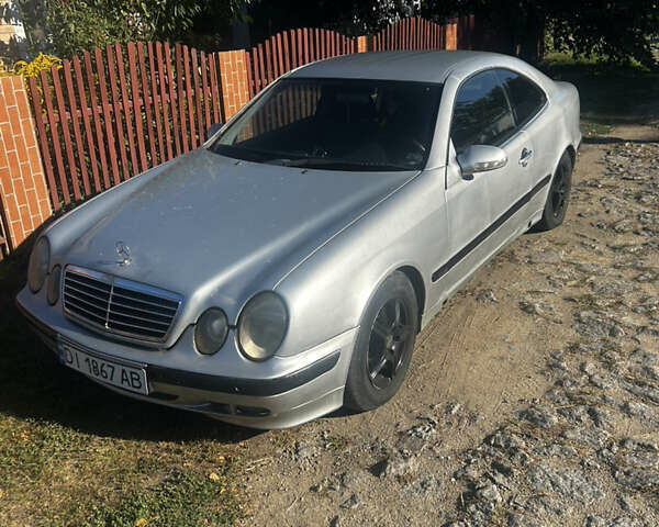 Мерседес ЦЛК-Клас 1999 у Києві на Automoto.ua Сірий Мерседес ЦЛК-Клас, об'ємом двигуна 2 л та пробігом 440 тис. км за 2500 $, фото 4 на Automoto.ua