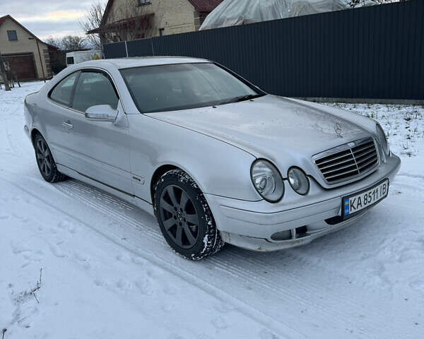 Сірий Мерседес ЦЛК-Клас, об'ємом двигуна 2 л та пробігом 317 тис. км за 3900 $, фото 6 на Automoto.ua