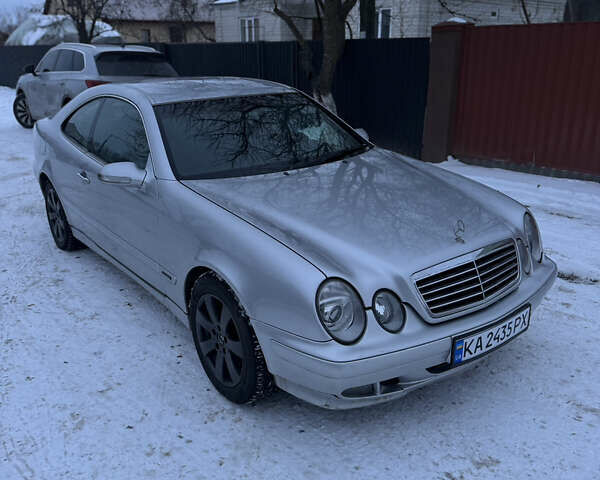 Серый Мерседес ЦЛК-Класс, объемом двигателя 2 л и пробегом 317 тыс. км за 3900 $, фото 6 на Automoto.ua