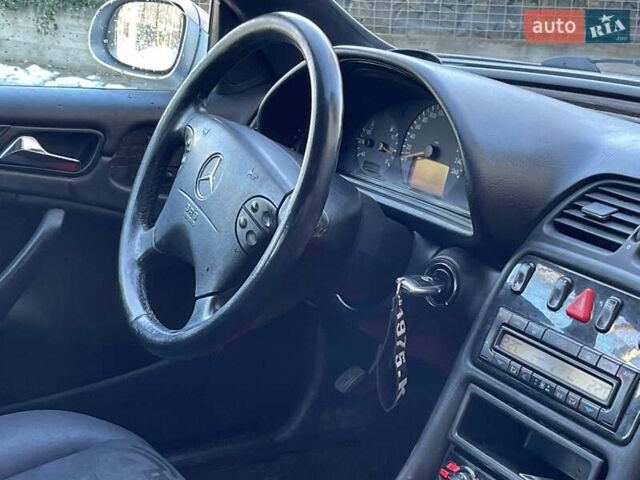 Сірий Мерседес ЦЛК-Клас, об'ємом двигуна 2 л та пробігом 336 тис. км за 2850 $, фото 12 на Automoto.ua