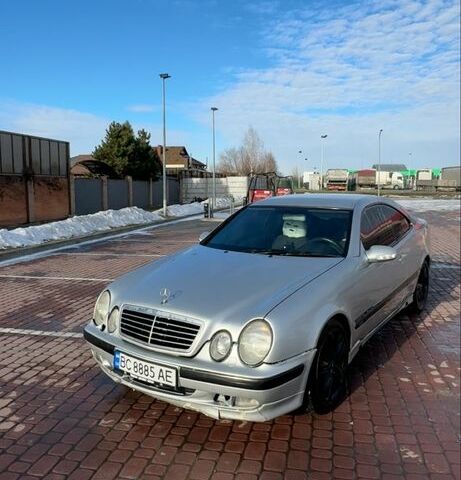 Серый Мерседес ЦЛК-Класс, объемом двигателя 2 л и пробегом 450 тыс. км за 2500 $, фото 1 на Automoto.ua