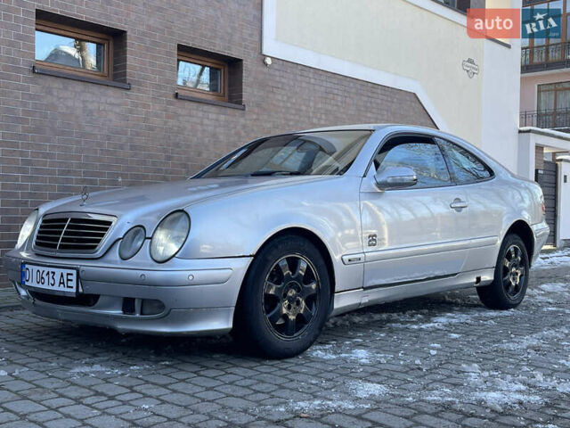 Сірий Мерседес ЦЛК-Клас, об'ємом двигуна 2 л та пробігом 336 тис. км за 2850 $, фото 9 на Automoto.ua
