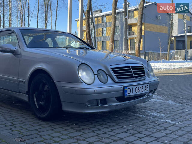 Сірий Мерседес ЦЛК-Клас, об'ємом двигуна 2 л та пробігом 336 тис. км за 2850 $, фото 7 на Automoto.ua