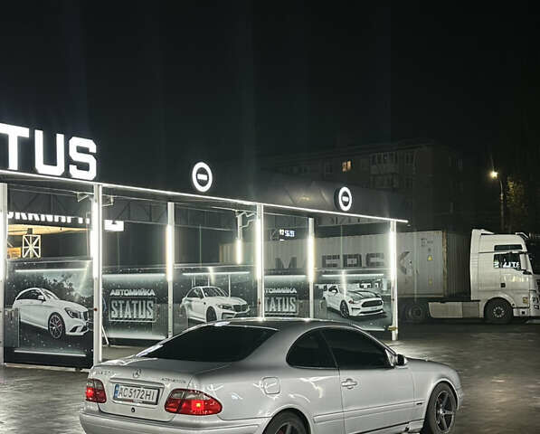 Сірий Мерседес ЦЛК-Клас, об'ємом двигуна 2 л та пробігом 397 тис. км за 3500 $, фото 4 на Automoto.ua