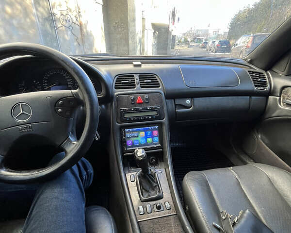 Сірий Мерседес ЦЛК-Клас, об'ємом двигуна 2 л та пробігом 352 тис. км за 2200 $, фото 7 на Automoto.ua