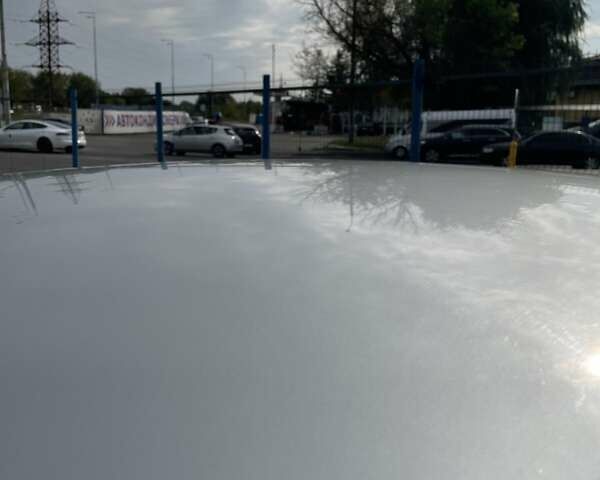 Серый Мерседес ЦЛК-Класс, объемом двигателя 2 л и пробегом 243 тыс. км за 4500 $, фото 20 на Automoto.ua