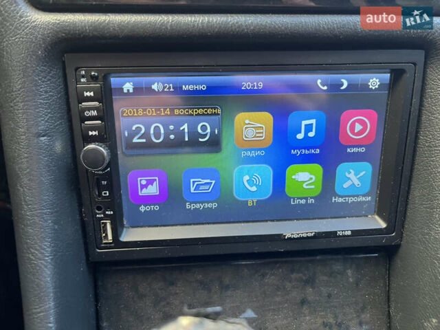 Сірий Мерседес ЦЛК-Клас, об'ємом двигуна 2 л та пробігом 352 тис. км за 2200 $, фото 9 на Automoto.ua