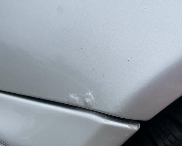 Серый Мерседес ЦЛК-Класс, объемом двигателя 2 л и пробегом 243 тыс. км за 4500 $, фото 12 на Automoto.ua