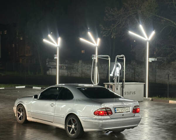 Сірий Мерседес ЦЛК-Клас, об'ємом двигуна 2 л та пробігом 397 тис. км за 3500 $, фото 9 на Automoto.ua