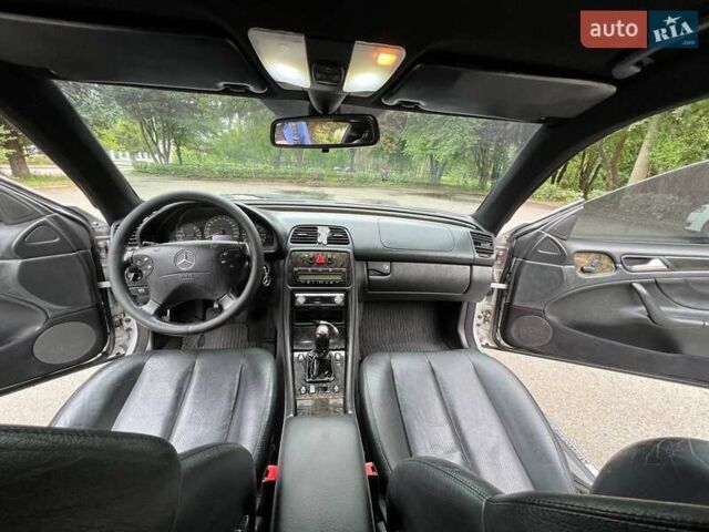 Мерседес ЦЛК-Класс 2001 в Ровно на Automoto.ua Серый Мерседес ЦЛК-Класс, объемом двигателя 2 л и пробегом 397 тыс. км за 3700 $, фото 8 на Automoto.ua