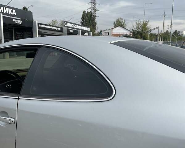 Серый Мерседес ЦЛК-Класс, объемом двигателя 2 л и пробегом 243 тыс. км за 4500 $, фото 7 на Automoto.ua