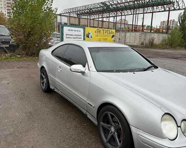 Мерседес ЦЛК-Класс 2001 в Ровно на Automoto.ua Серый Мерседес ЦЛК-Класс, объемом двигателя 2 л и пробегом 397 тыс. км за 3700 $, фото 6 на Automoto.ua