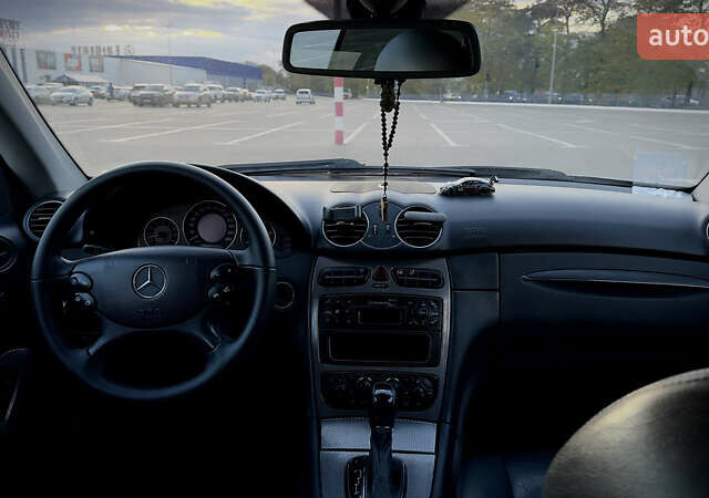 Мерседес ЦЛК-Клас 2002 у Одесі на Automoto.ua Сірий Мерседес ЦЛК-Клас, об'ємом двигуна 2.69 л та пробігом 290 тис. км за 7400 $, фото 15 на Automoto.ua
