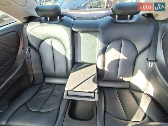 Серый Мерседес ЦЛК-Класс, объемом двигателя 3.2 л и пробегом 294 тыс. км за 8290 $, фото 18 на Automoto.ua