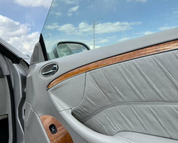 Серый Мерседес ЦЛК-Класс, объемом двигателя 2.7 л и пробегом 330 тыс. км за 4999 $, фото 19 на Automoto.ua