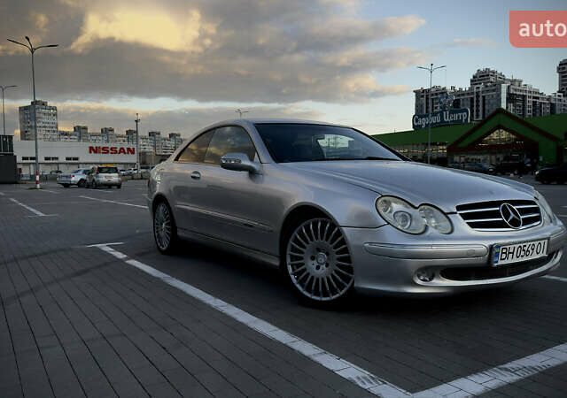Мерседес ЦЛК-Клас 2002 у Одесі на Automoto.ua Сірий Мерседес ЦЛК-Клас, об'ємом двигуна 2.69 л та пробігом 290 тис. км за 7400 $, фото 7 на Automoto.ua