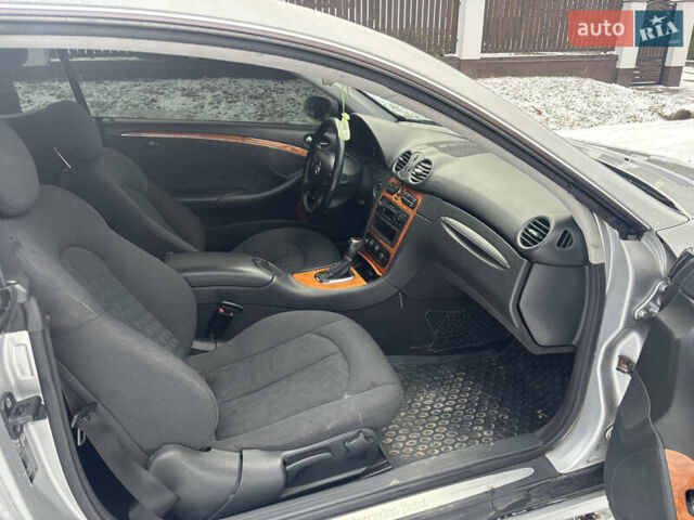 Сірий Мерседес ЦЛК-Клас, об'ємом двигуна 1.8 л та пробігом 273 тис. км за 4799 $, фото 11 на Automoto.ua