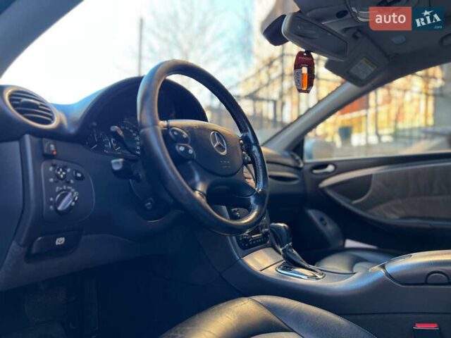 Сірий Мерседес ЦЛК-Клас, об'ємом двигуна 2.6 л та пробігом 260 тис. км за 6000 $, фото 9 на Automoto.ua