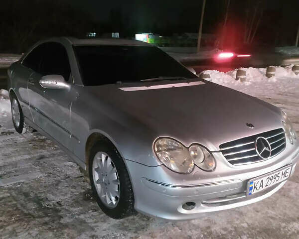 Сірий Мерседес ЦЛК-Клас, об'ємом двигуна 3.2 л та пробігом 280 тис. км за 4900 $, фото 2 на Automoto.ua