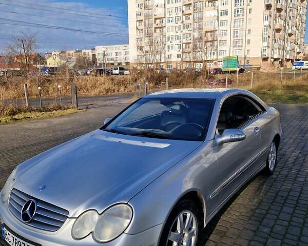 Сірий Мерседес ЦЛК-Клас, об'ємом двигуна 3.2 л та пробігом 217 тис. км за 7500 $, фото 25 на Automoto.ua