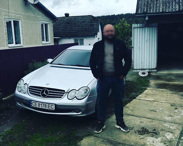 Серый Мерседес ЦЛК-Класс, объемом двигателя 2.7 л и пробегом 380 тыс. км за 5500 $, фото 9 на Automoto.ua