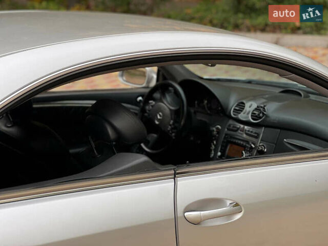 Сірий Мерседес ЦЛК-Клас, об'ємом двигуна 2.7 л та пробігом 330 тис. км за 6700 $, фото 8 на Automoto.ua