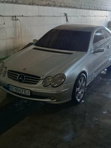 Серый Мерседес ЦЛК-Класс, объемом двигателя 2.7 л и пробегом 380 тыс. км за 5500 $, фото 4 на Automoto.ua