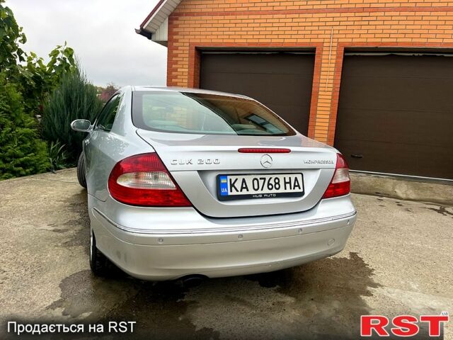 Серый Мерседес ЦЛК-Класс, объемом двигателя 1.8 л и пробегом 250 тыс. км за 5999 $, фото 7 на Automoto.ua