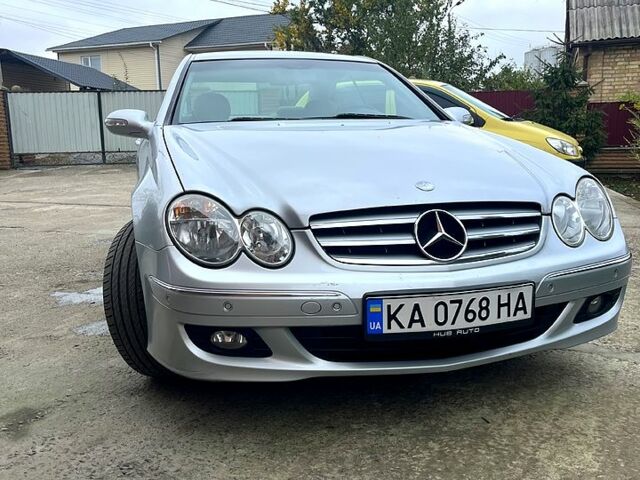 Серый Мерседес ЦЛК-Класс, объемом двигателя 1.8 л и пробегом 250 тыс. км за 5999 $, фото 6 на Automoto.ua
