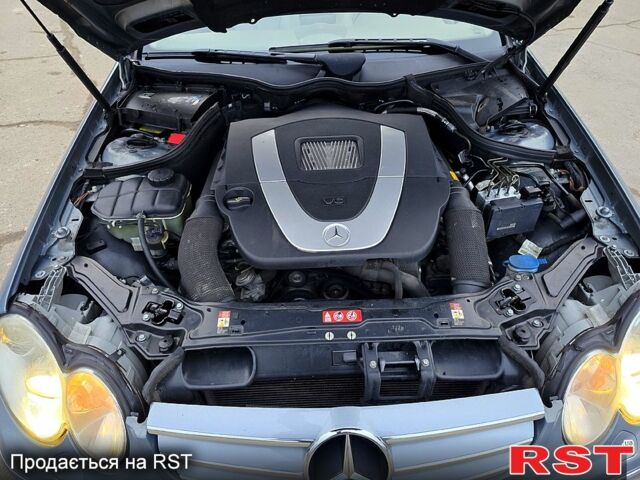 Сірий Мерседес ЦЛК-Клас, об'ємом двигуна 3 л та пробігом 131 тис. км за 7200 $, фото 12 на Automoto.ua