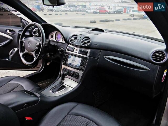 Сірий Мерседес ЦЛК-Клас, об'ємом двигуна 1.8 л та пробігом 275 тис. км за 5500 $, фото 15 на Automoto.ua