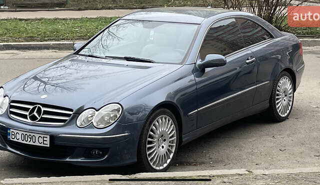 Серый Мерседес ЦЛК-Класс, объемом двигателя 2.3 л и пробегом 295 тыс. км за 9500 $, фото 1 на Automoto.ua