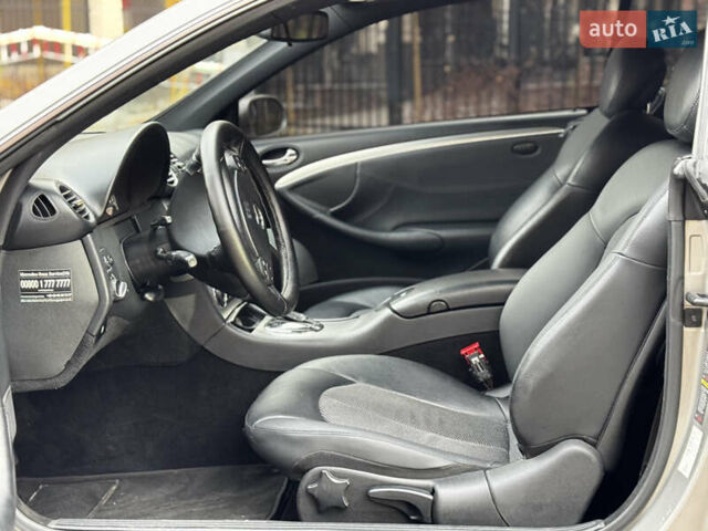 Серый Мерседес ЦЛК-Класс, объемом двигателя 1.8 л и пробегом 275 тыс. км за 6750 $, фото 16 на Automoto.ua