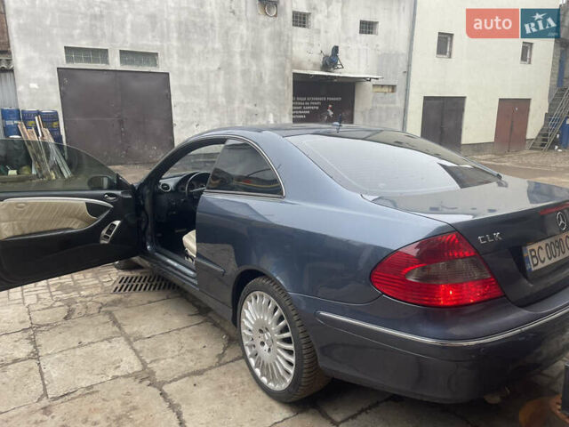 Серый Мерседес ЦЛК-Класс, объемом двигателя 2.3 л и пробегом 295 тыс. км за 9500 $, фото 6 на Automoto.ua
