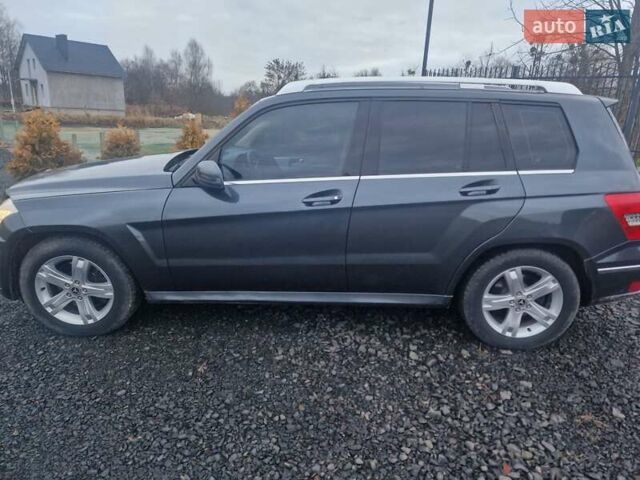 Сірий Мерседес ЦЛК-Клас, об'ємом двигуна 2.2 л та пробігом 185 тис. км за 10500 $, фото 3 на Automoto.ua