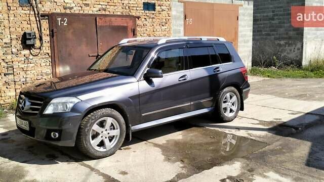 Сірий Мерседес ЦЛК-Клас, об'ємом двигуна 2.1 л та пробігом 291 тис. км за 11200 $, фото 22 на Automoto.ua