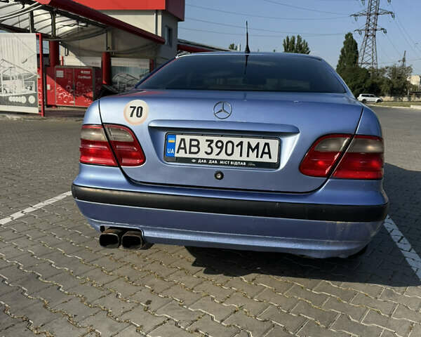 Синій Мерседес ЦЛК-Клас, об'ємом двигуна 2.3 л та пробігом 297 тис. км за 3300 $, фото 1 на Automoto.ua