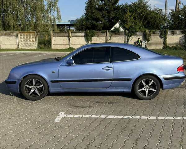Синій Мерседес ЦЛК-Клас, об'ємом двигуна 2.3 л та пробігом 297 тис. км за 3300 $, фото 6 на Automoto.ua
